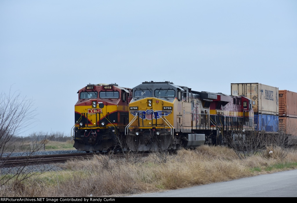 KCSM 4669 and UP 6769 at former Spear Yard